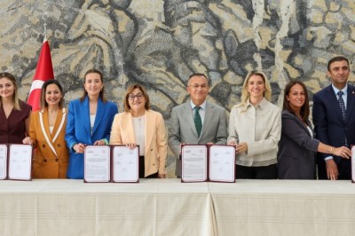 Gaziantep Büyükşehir’den Büyük Adım: Gastronomi Lisesi İçin İmzalar Atıldı!