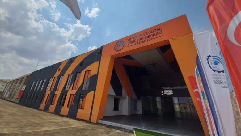 “Gaziantep’in Endüstri 4.0’a Geçiş Sürecinde Akıllı Fabrikalar ve Dijitalleşme”